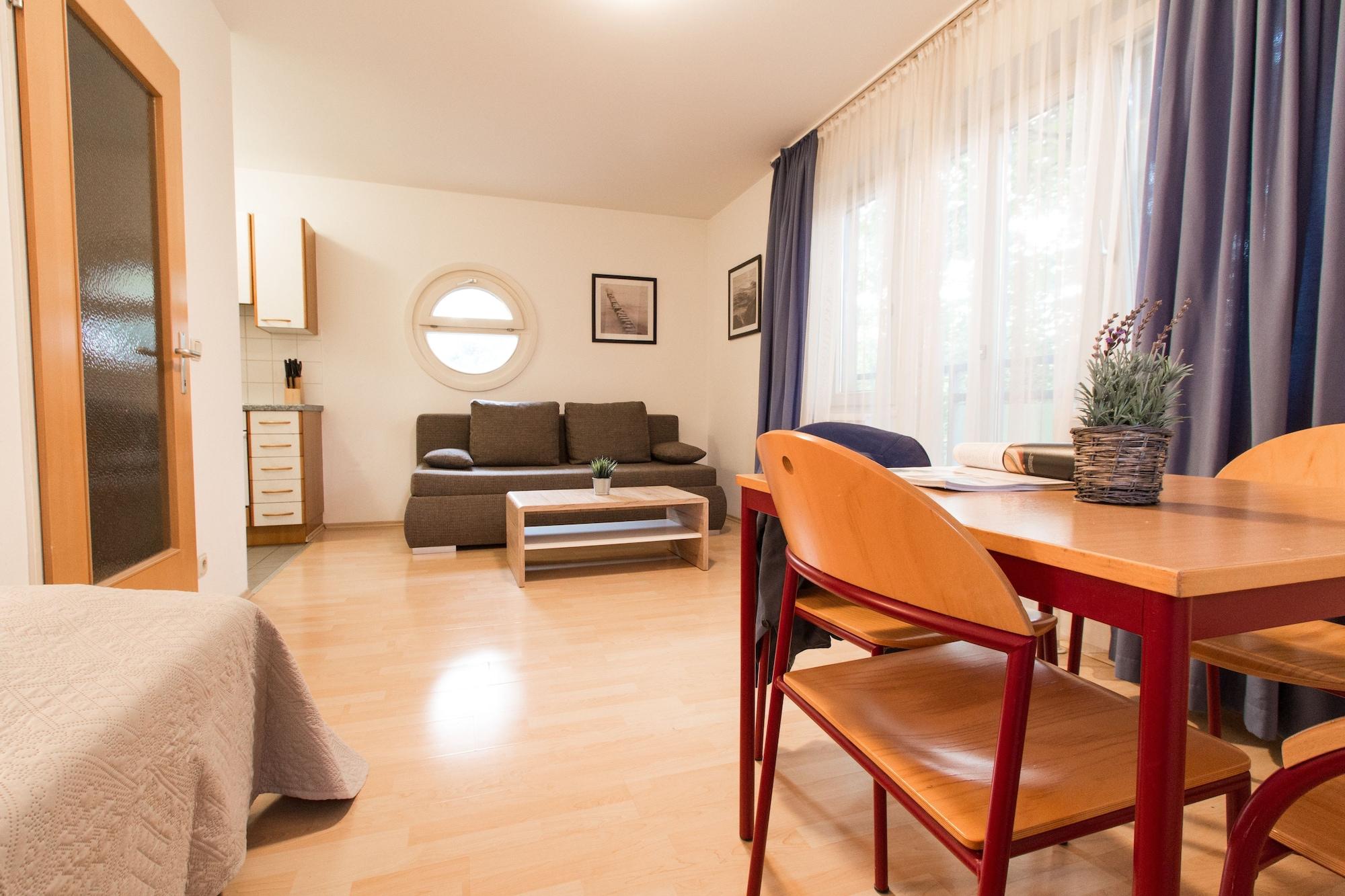 Apartmenthaus Hietzing I Contactless Check-In Vienna Exterior photo