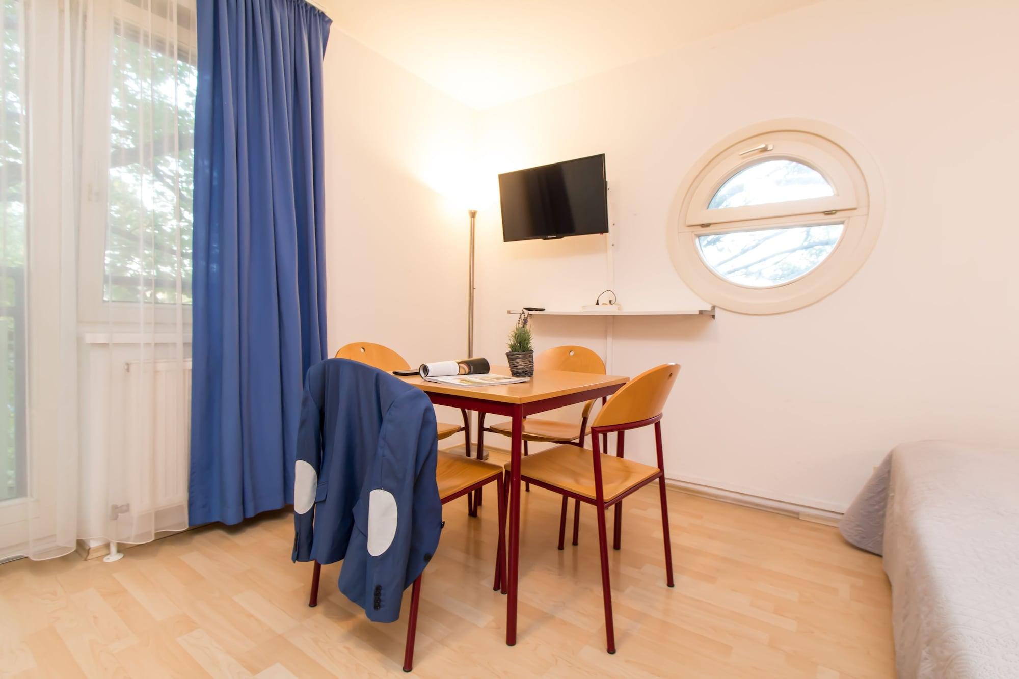 Apartmenthaus Hietzing I Contactless Check-In Vienna Exterior photo